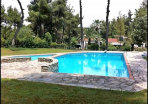 Elegant Villa Marlon with swimming pool
